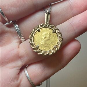 Gold Canadian Coin Pendant Necklace
